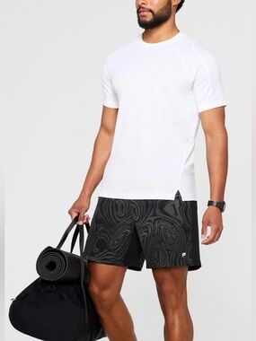 Fabletics Men's Black Patterned Active Shorts
